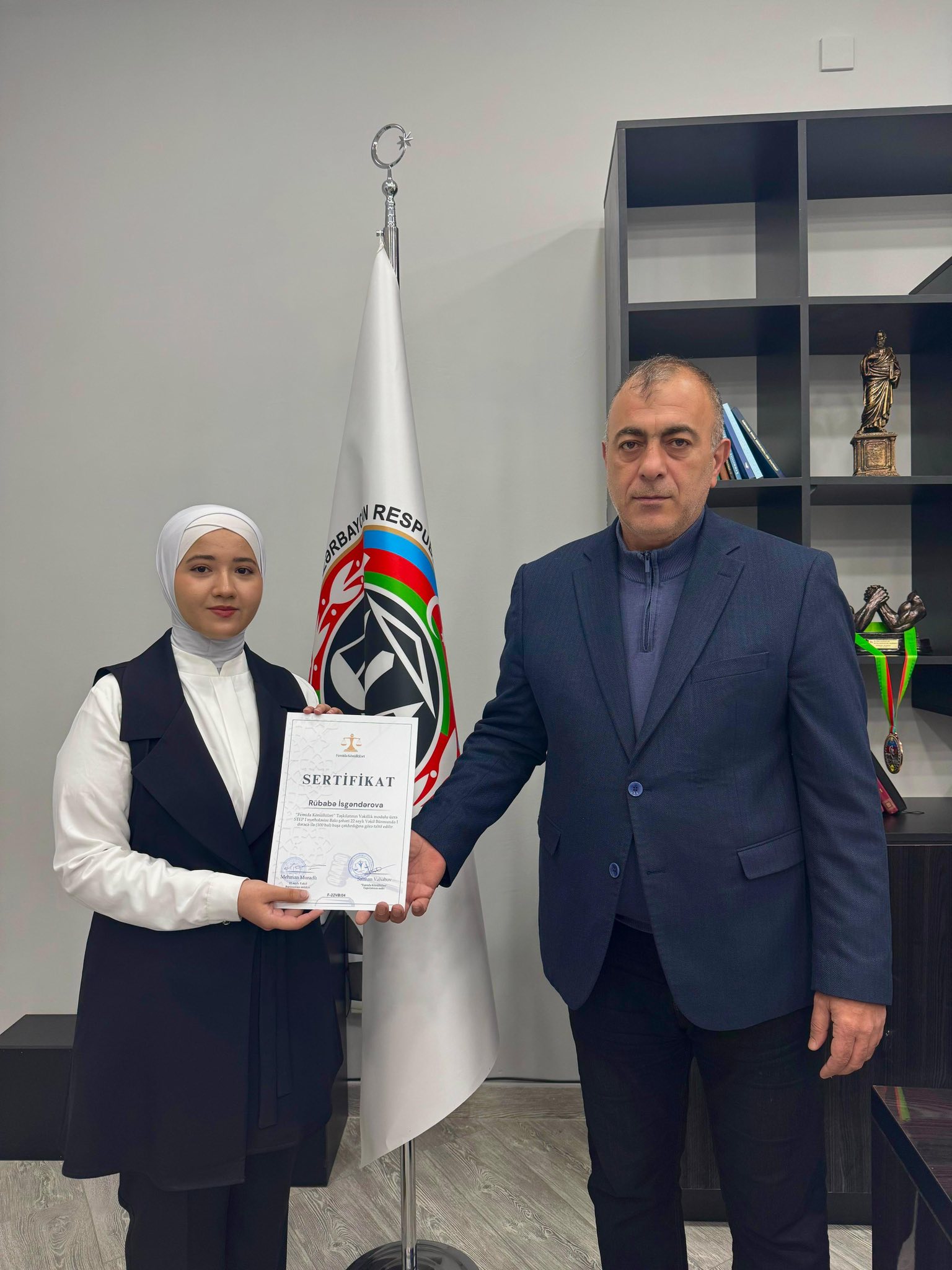 22 saylı  Vəkil Bürosunda könüllülərin sertifikasiyası