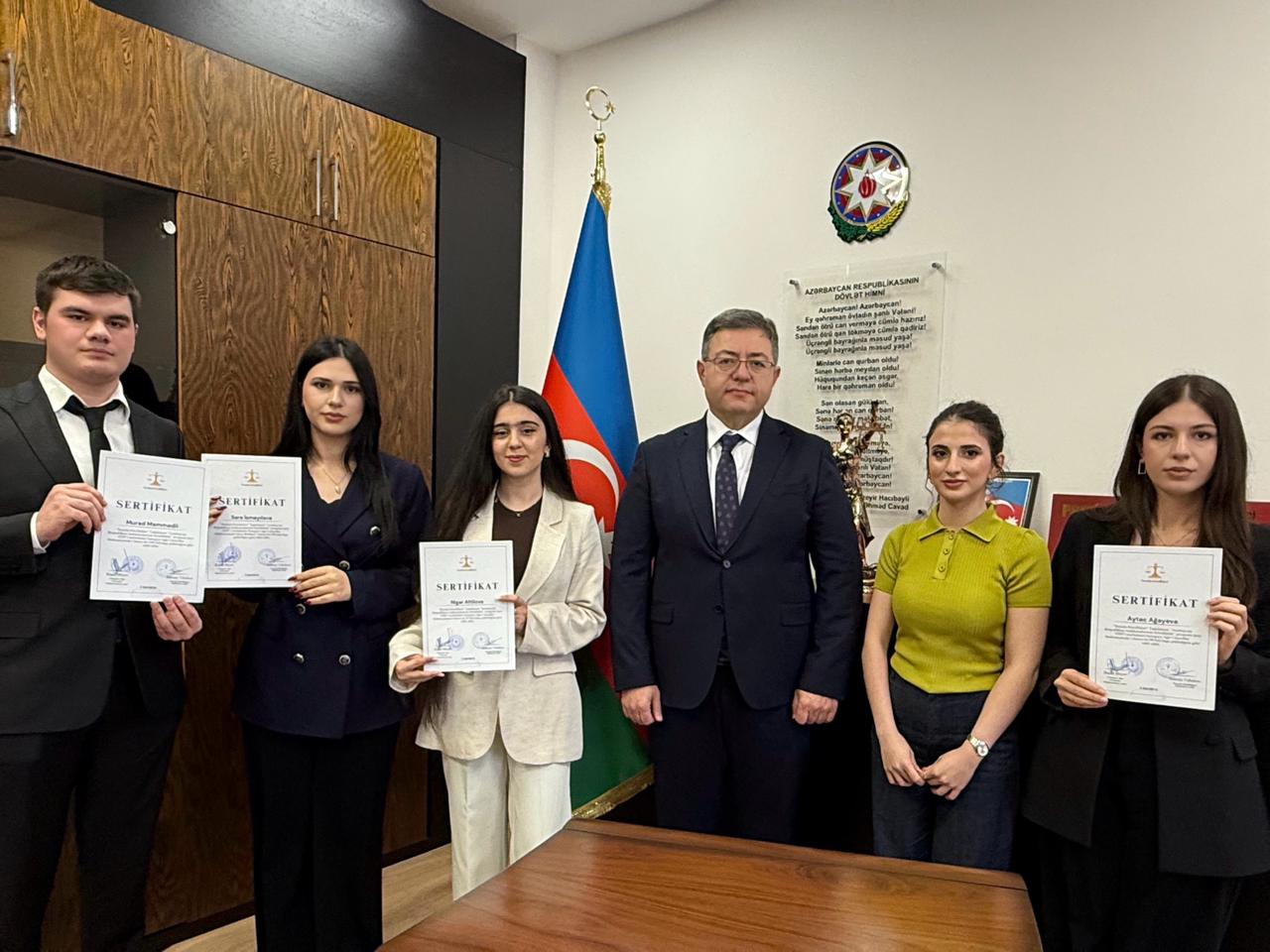 Sumqayıt Ağır Cinayətlər Məhkəməsində könüllülərin sertifikasiyası
