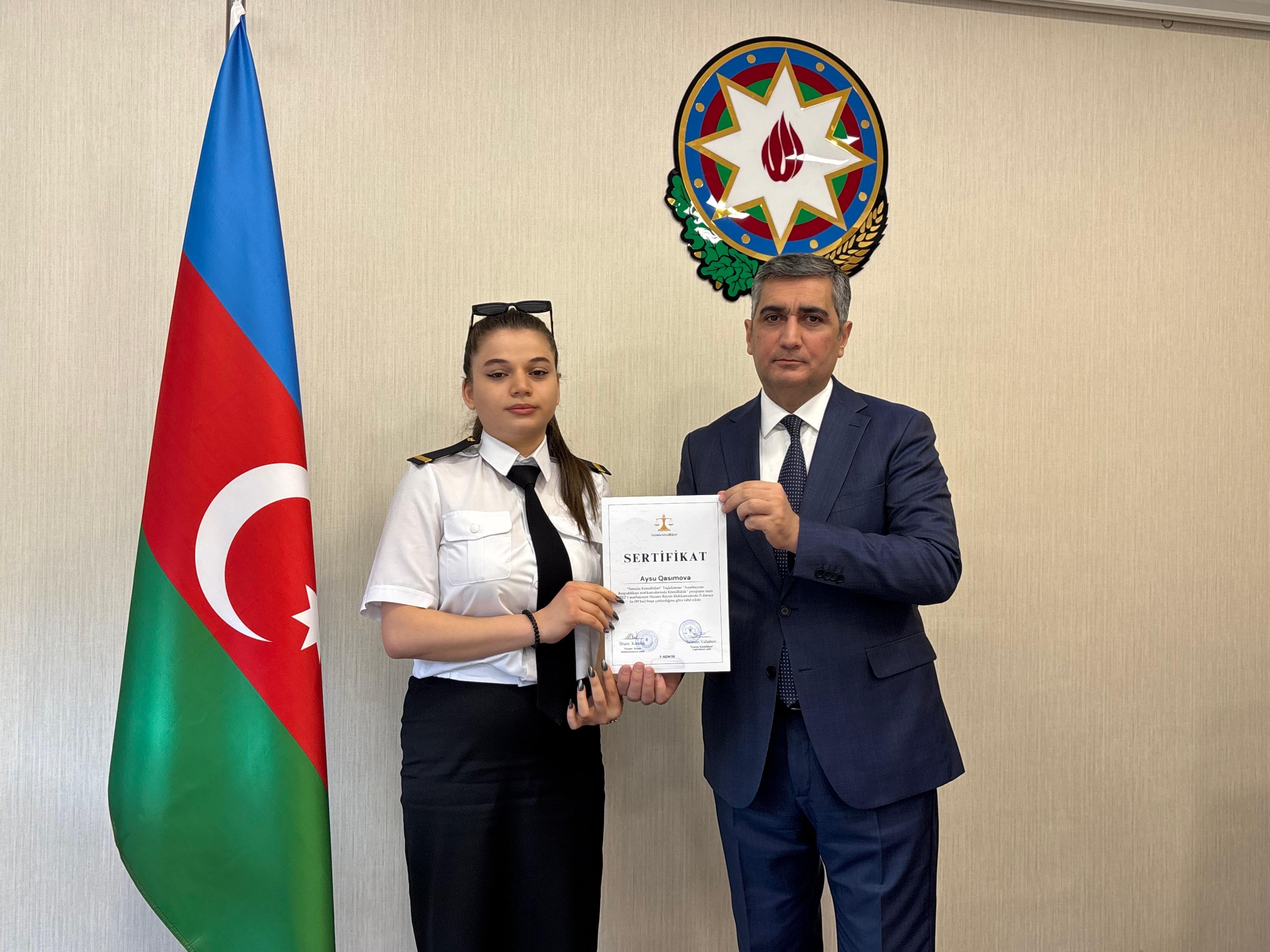 Nizami Rayon Məhkəməsində könüllülərin sertifikasiyası