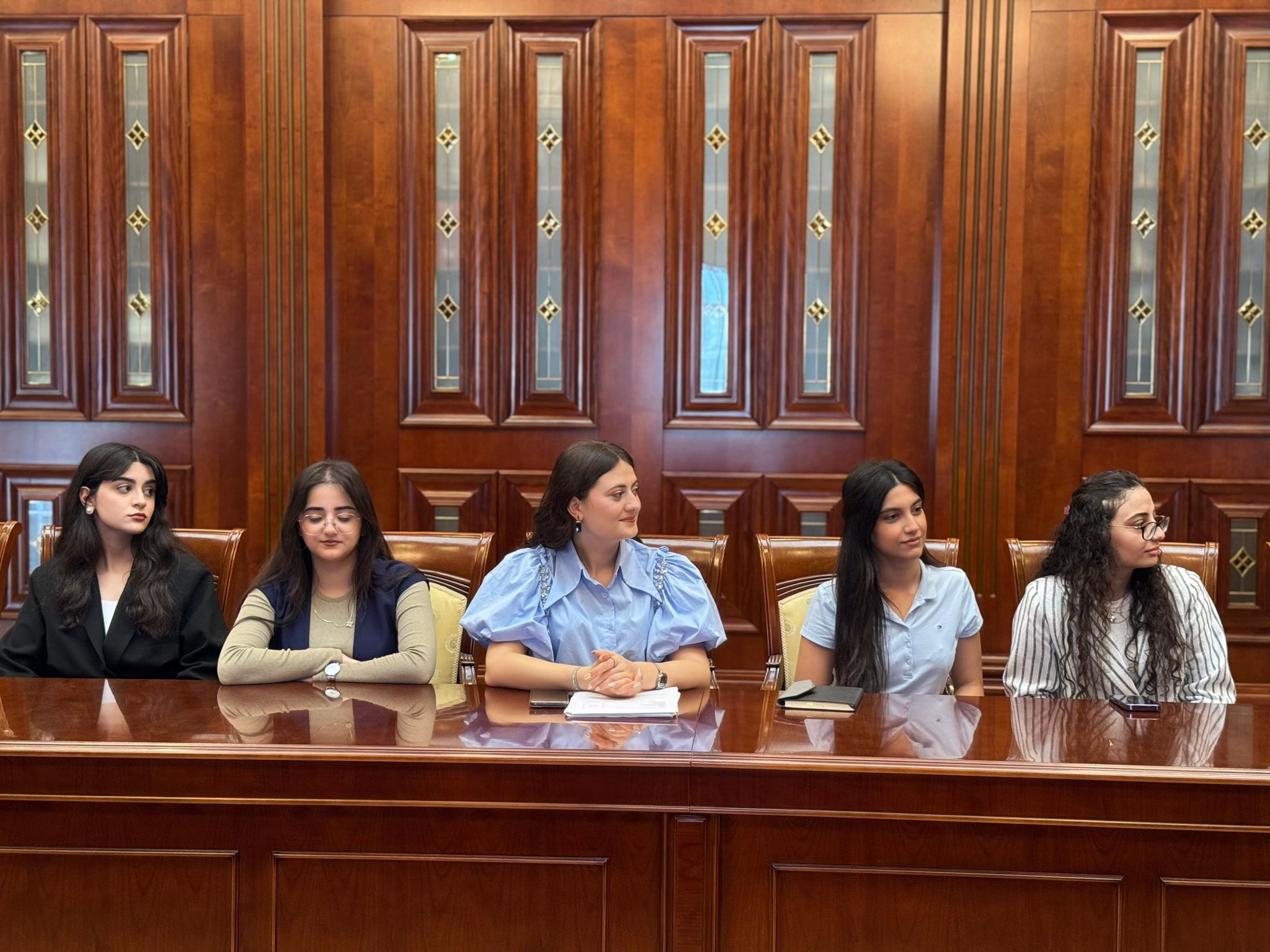 Yeni əməkdaşlarla görüş