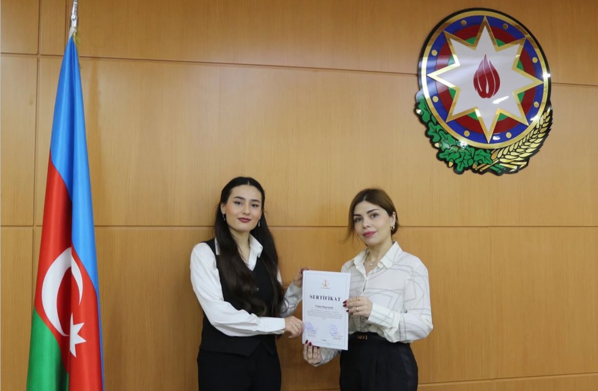 Bakı Kommersiya Məhkəməsində  könüllülərin sertifikasiyası