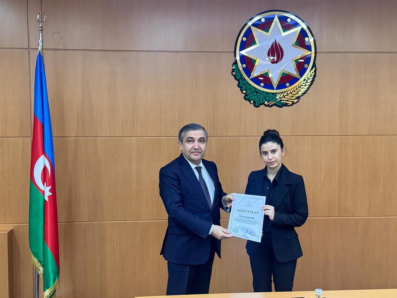 Sabunçu Rayon Məhkəməsində könüllülərin sertifikasiyası