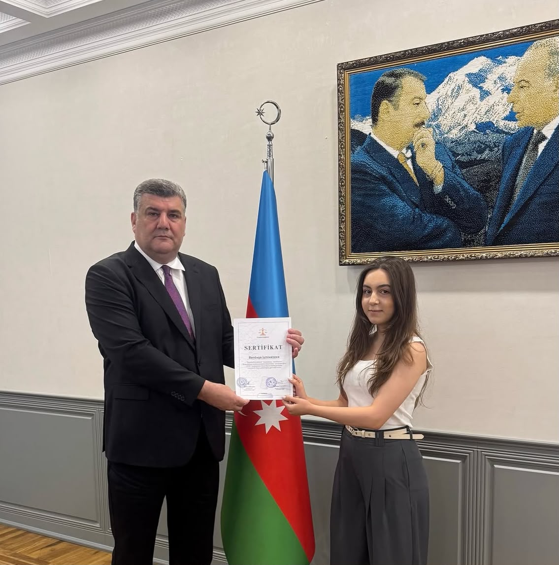 Xəzər Rayon Məhkəməsində  Femida Könüllülərinin sertifikasiyası