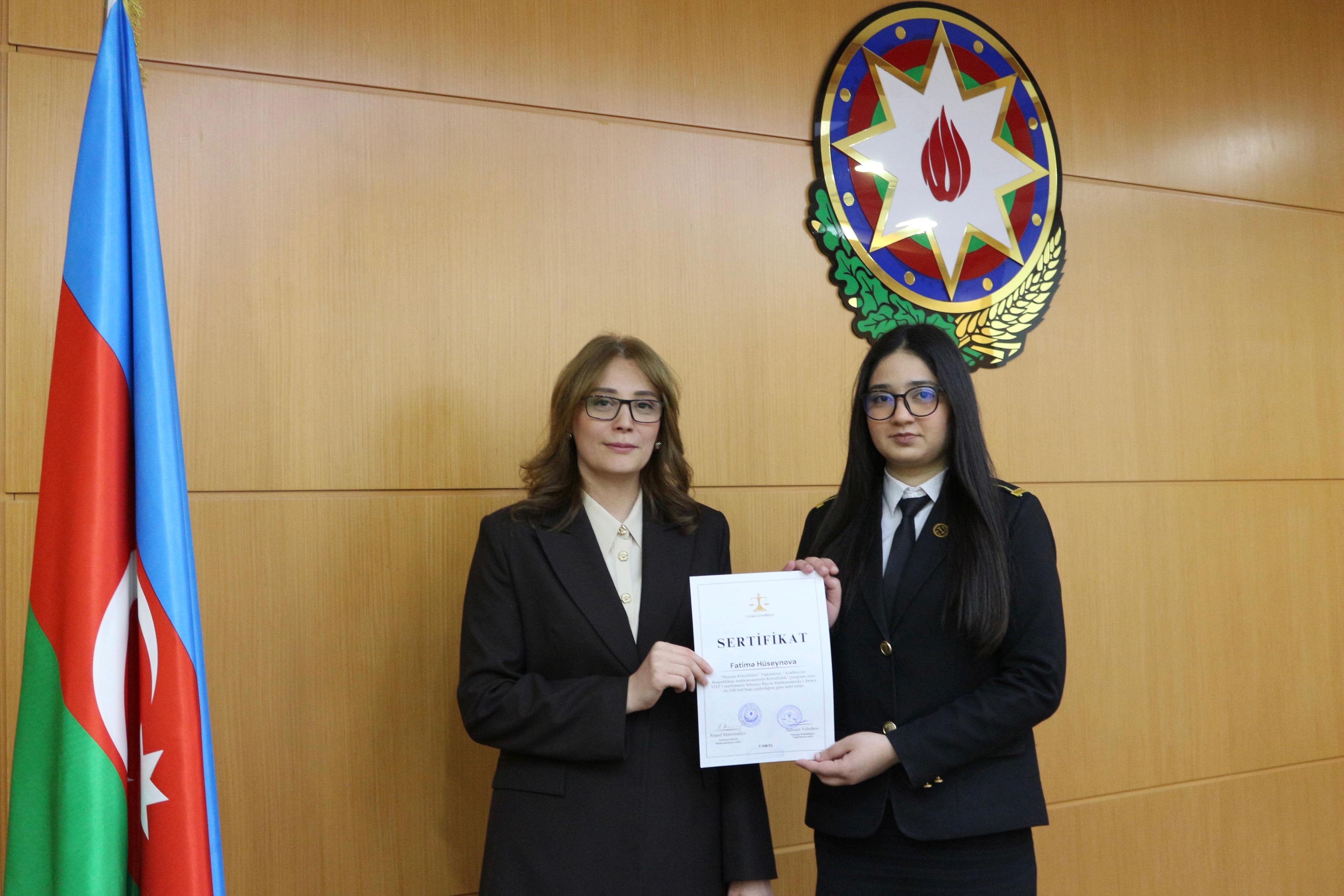 Sabunçu Rayon Məhkəməsində könüllülərin sertifikasiyası