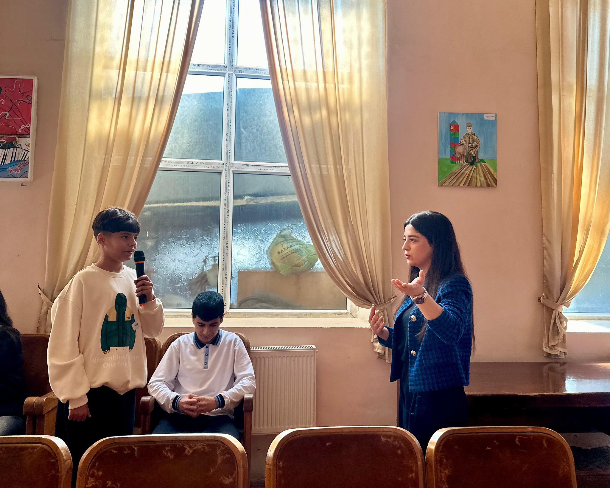 “Məktəblinin Hüquq Bələdçisi” layihəsi