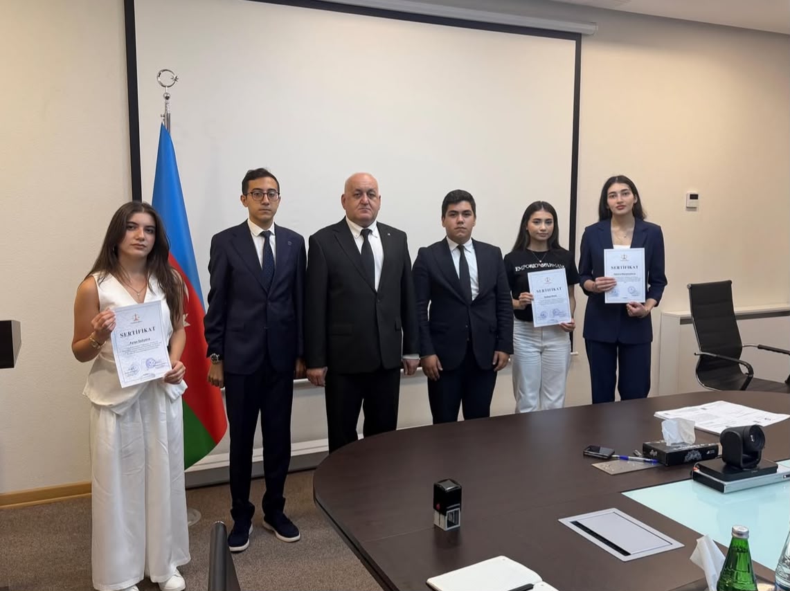 Suraxanı Rayon Məhkəməsində Femida Könüllülərinin sertifikasiyası